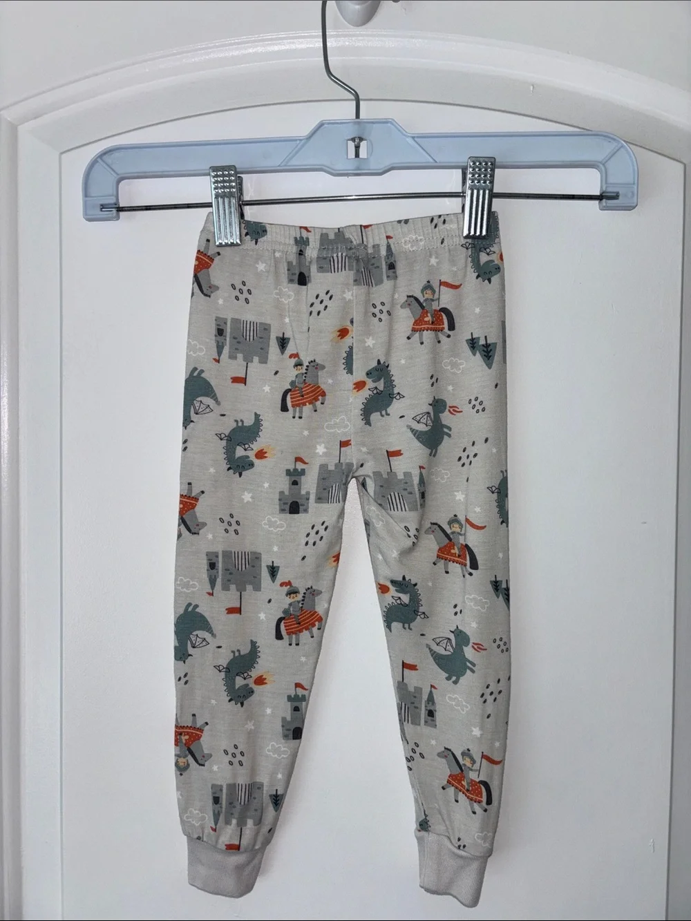 Dragon knight castle bamboo pajamas set Tres Beau et Belle 18 months